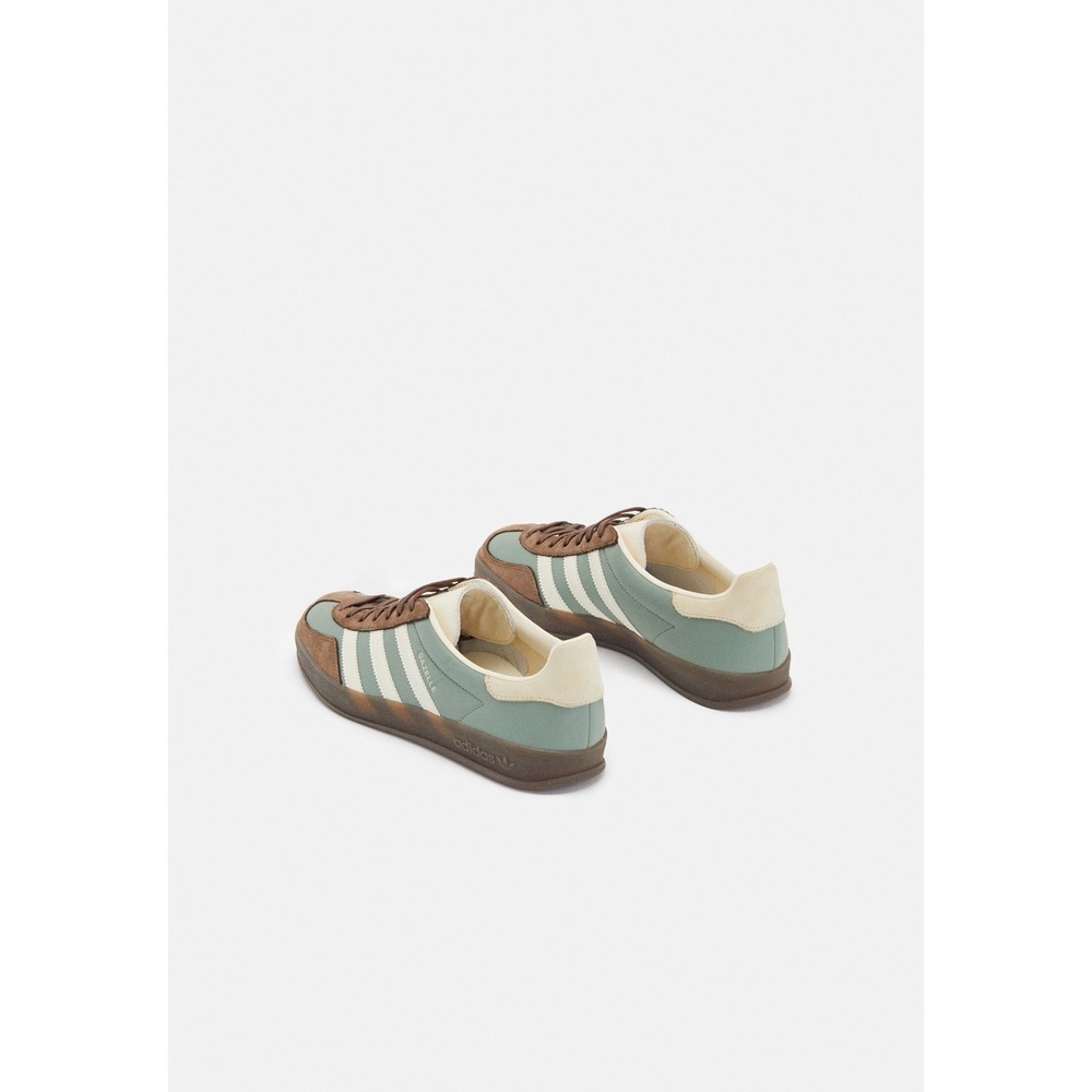 Adidas Gazelle Indoor Men's Size 4.5 US Silver Green/Cream/Earth Strata IH5473 - Picture 3 of 8